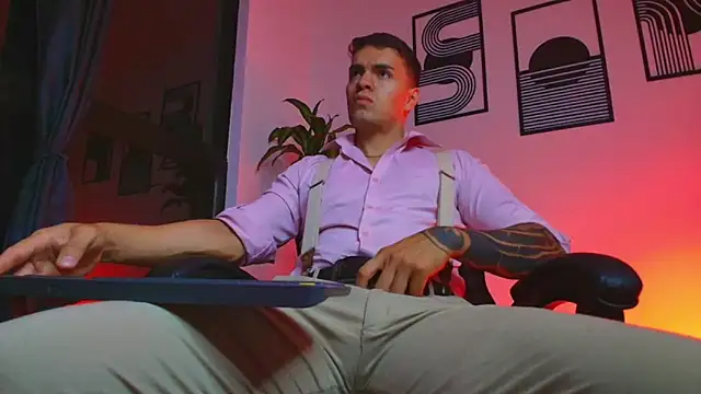 ALPHA DOMINUS  online show from April 2026 03:46:01 AM