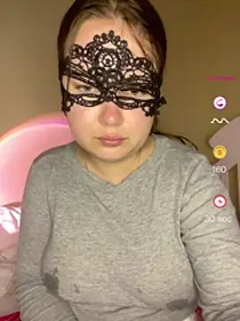 ShyPampBlondie online show from May 2026 10:42:02 AM