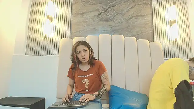 Snapshot of RavenandCody chatting on September 2025 02:26:02 AM RavenandCody online show from September 2025 02:26:02 AM