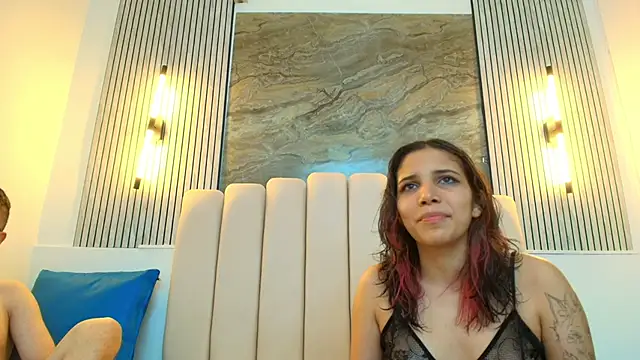 Snapshot of RavenandCody chatting on October 2025 03:40:01 AM RavenandCody online show from October 2025 03:40:01 AM