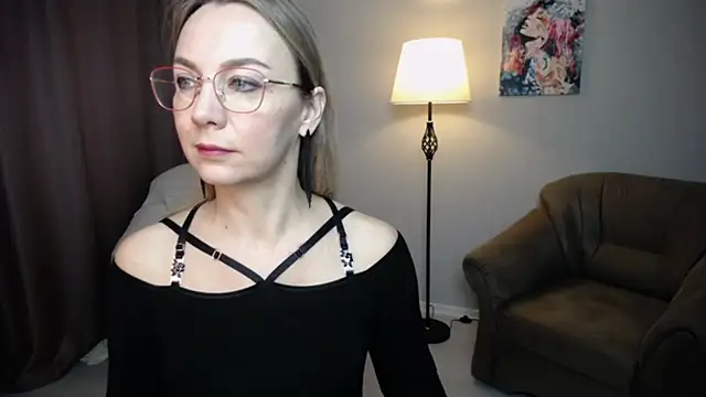 Ava Elior online show from November 2025 06:49:01 AM