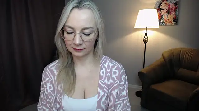 Ava Elior online show from February 2026 12:14:02 PM