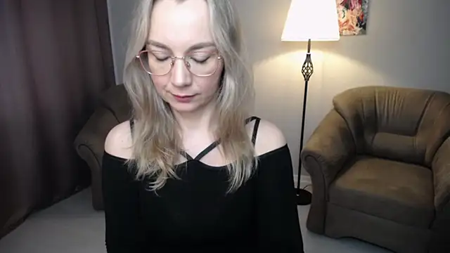 Ava Elior online show from March 2026 11:32:02 AM