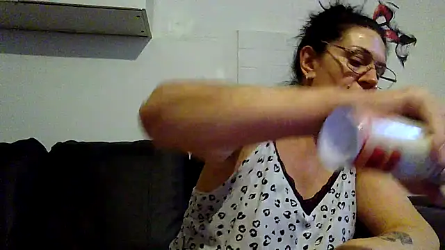 RubyyRosee online show from June 2026 05:23:02 AM