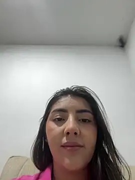 Lupe 19 online show from September 2025 01:05:01 AM