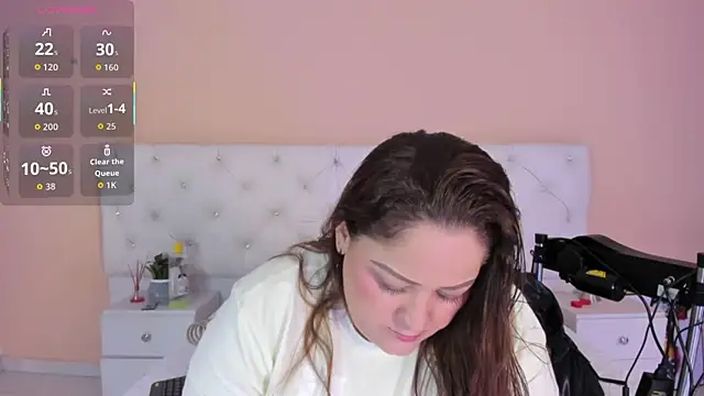 katte landerr online show from October 2025 01:10:01 PM