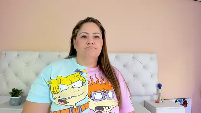 katte landerr online show from December 2025 01:17:01 PM