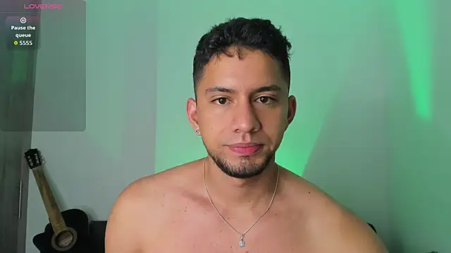 Snapshot of Ronnie_Miller1 chatting on September 2025 10:04:02 AM Ronnie Miller1 online show from September 2025 10:04:02 AM