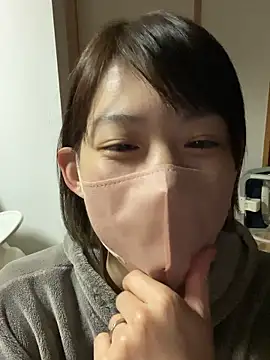 Snapshot of usako_2025 chatting on March 2026 01:11:02 PM usako 2025 online show from March 2026 01:11:02 PM