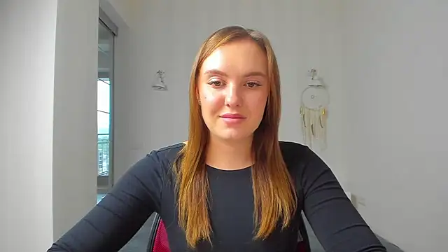 EmmaNorman online show from October 2025 01:40:02 PM