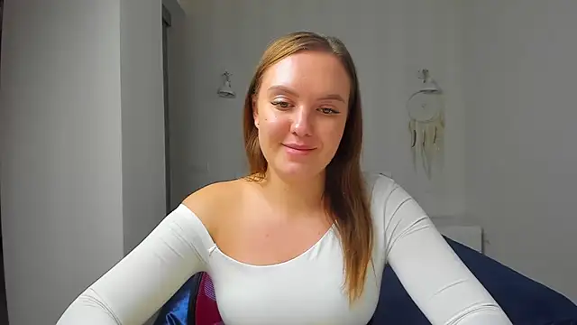 EmmaNorman online show from October 2025 02:13:01 PM