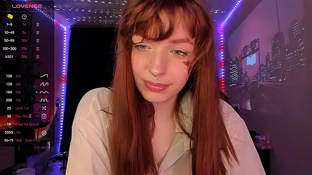 Snapshot of elilybby chatting on February 2026 07:17:02 PM elilybby online show from February 2026 07:17:02 PM