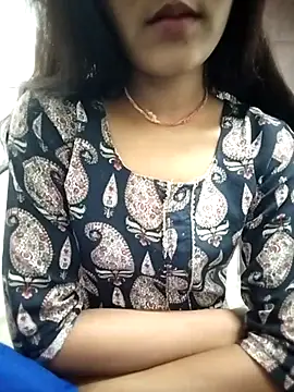 Snapshot of Naina_04 chatting on September 2025 04:07:02 PM Naina 04 online show from September 2025 04:07:02 PM