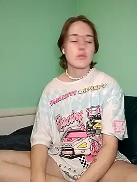 Snapshot of angelbliss10100 chatting on October 2025 10:29:02 PM angelbliss10100 online show from October 2025 10:29:02 PM