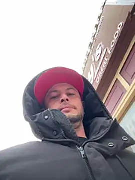 Carlosmauricio123 online show from March 2026 07:42:02 PM