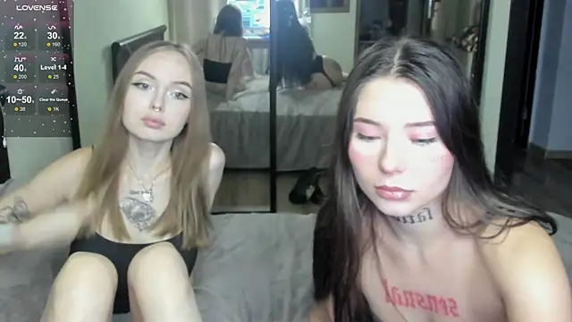 Snapshot of bitchdancer0 chatting on September 2025 08:55:02 PM bitchdancer0 online show from September 2025 08:55:02 PM