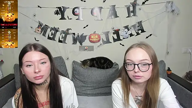 Snapshot of bitchdancer0 chatting on October 2025 05:36:02 PM bitchdancer0 online show from October 2025 05:36:02 PM