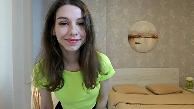 KellyShines online show from April 2026 09:38:01 AM