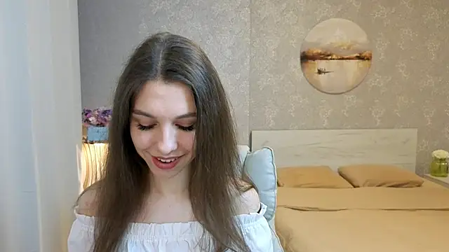 KellyShines online show from April 2026 06:10:01 PM