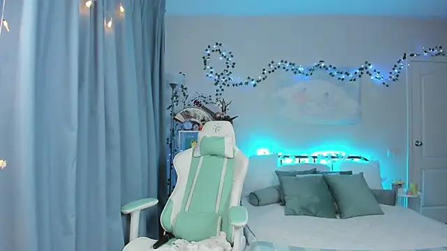 Zoe Vee online show from March 2026 03:19:01 AM