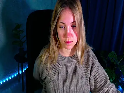 arlana klart online show from September 2025 01:17:01 AM