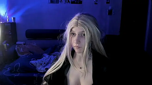 Akira-ivy online show from February 2026 07:03:02 PM