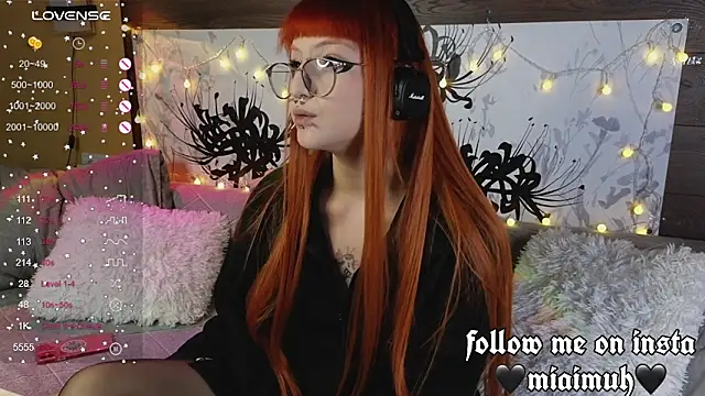 mia  yui online show from November 2025 11:10:02 PM