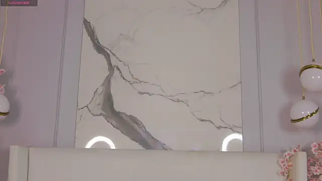 AdoraCortes online show from October 2025 05:17:02 AM