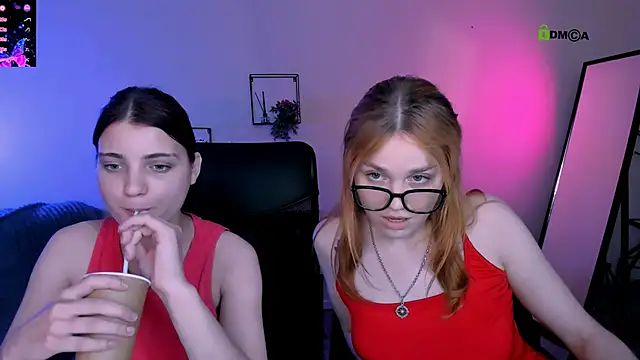 Snapshot of evelyn_muse chatting on September 2025 07:24:02 PM evelyn muse online show from September 2025 07:24:02 PM