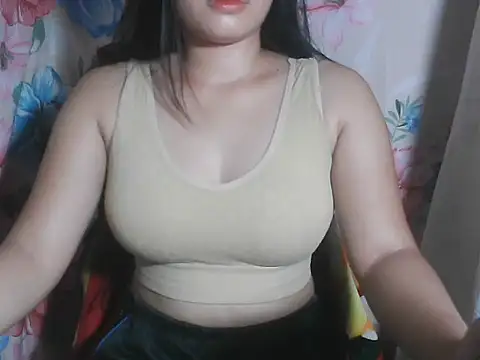 Katie Winslet online show from October 2025 02:25:02 AM