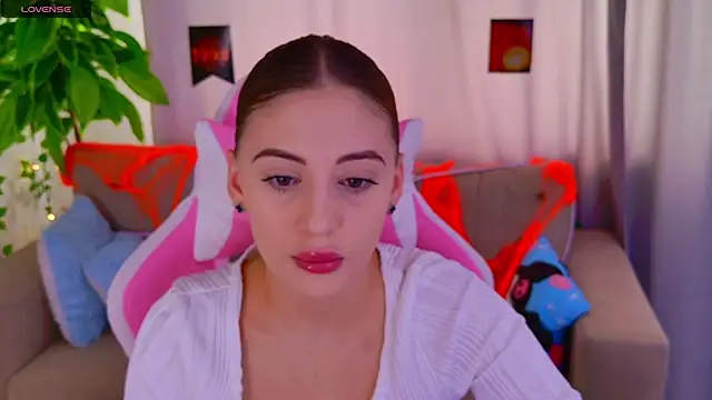 ViolaParkerss online show from October 2025 09:11:01 AM