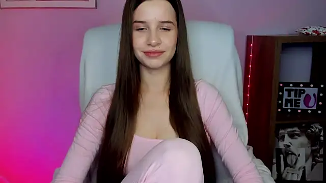 LuxMaya online show from April 2026 06:40:02 AM