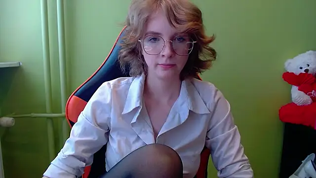 Snapshot of juicyPenny chatting on April 2026 08:39:02 AM juicyPenny online show from April 2026 08:39:02 AM