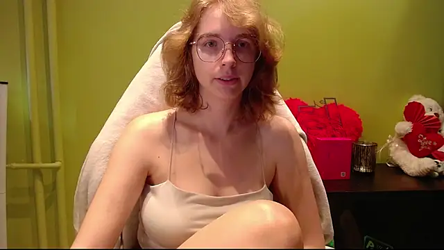 juicyPenny online show from July 2026 06:27:01 AM