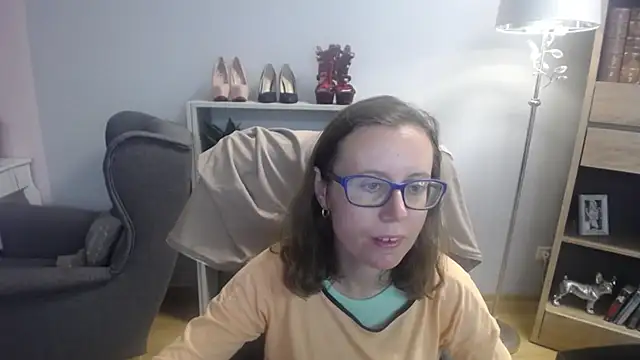 Snapshot of sweetxLizzy chatting on September 2025 04:26:01 AM sweetxLizzy online show from September 2025 04:26:01 AM