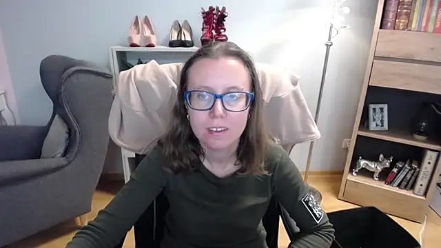 Snapshot of sweetxLizzy chatting on October 2025 04:24:01 AM sweetxLizzy online show from October 2025 04:24:01 AM