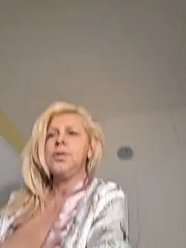 milfevapeccato online show from November 2025 01:38:02 AM