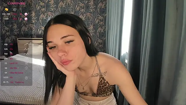 Kseni a online show from October 2025 10:46:02 AM