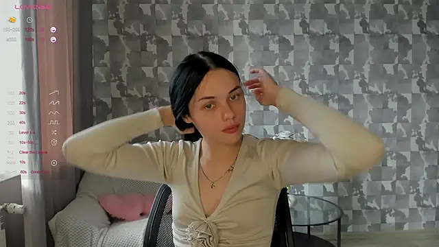 Kseni a online show from October 2025 10:27:02 AM