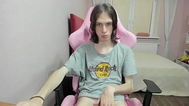 Snapshot of eleganc3 chatting on October 2025 08:06:02 PM eleganc3 online show from October 2025 08:06:02 PM