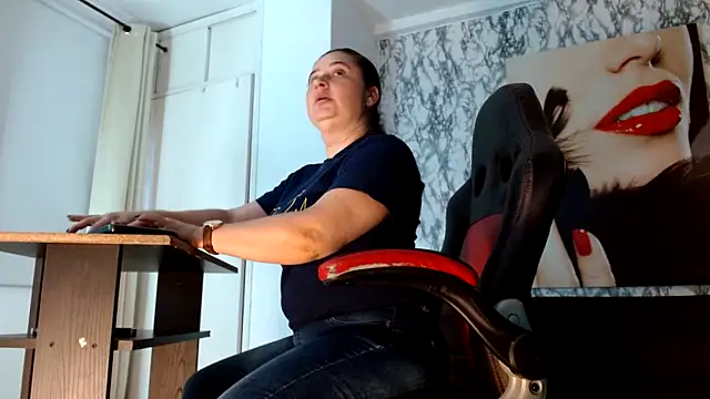 mariani smith online show from September 2025 12:06:01 PM