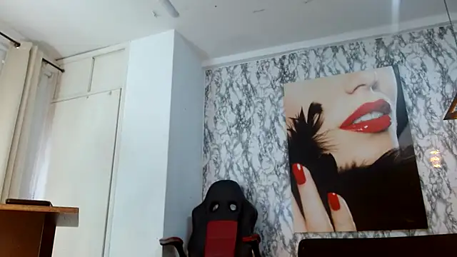 mariani smith online show from October 2025 12:05:02 PM