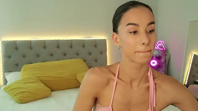 Snapshot of Katherinepinke chatting on October 2025 05:10:01 AM Katherinepinke online show from October 2025 05:10:01 AM