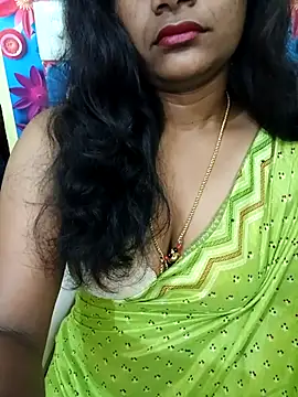 Snapshot of Dharshini_7 chatting on October 2025 08:27:02 PM Dharshini 7 online show from October 2025 08:27:02 PM