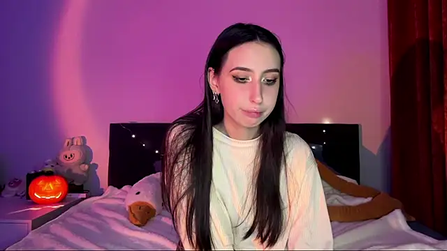 Snapshot of milastretch chatting on October 2025 08:31:01 PM milastretch online show from October 2025 08:31:01 PM