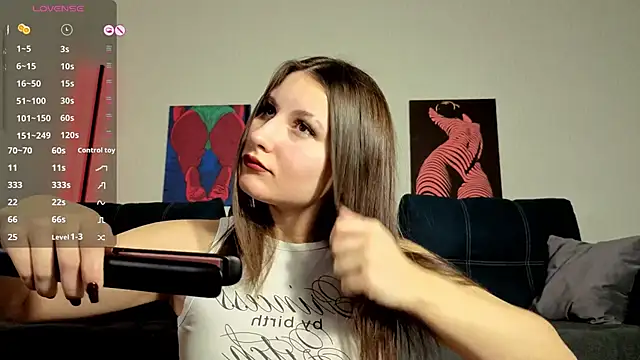 TrixiBell online show from February 2026 06:40:02 AM