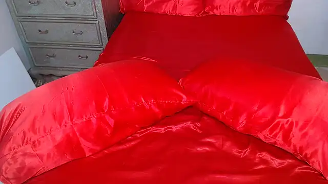 Snapshot of Ambra_ chatting on October 2025 02:56:02 PM Ambra online show from October 2025 02:56:02 PM