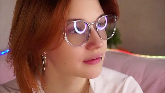 Snapshot of BlytheBenny chatting on October 2025 01:16:01 AM BlytheBenny online show from October 2025 01:16:01 AM