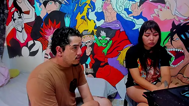 RoxyandAron2 online show from December 2025 03:18:02 PM