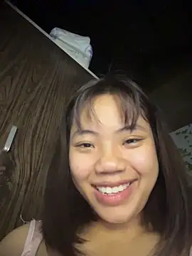 Snapshot of NinaChu chatting on November 2025 05:37:01 PM NinaChu online show from November 2025 05:37:01 PM